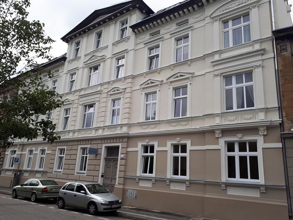 Poddasze Pokoje I Apartamenty Bydgoszcz Exteriör bild